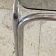 Table basse annees 70 verre et acier chromé