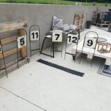 Metal plate number