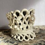 Lattice planter in Langeais earthenware with a zinc tray.