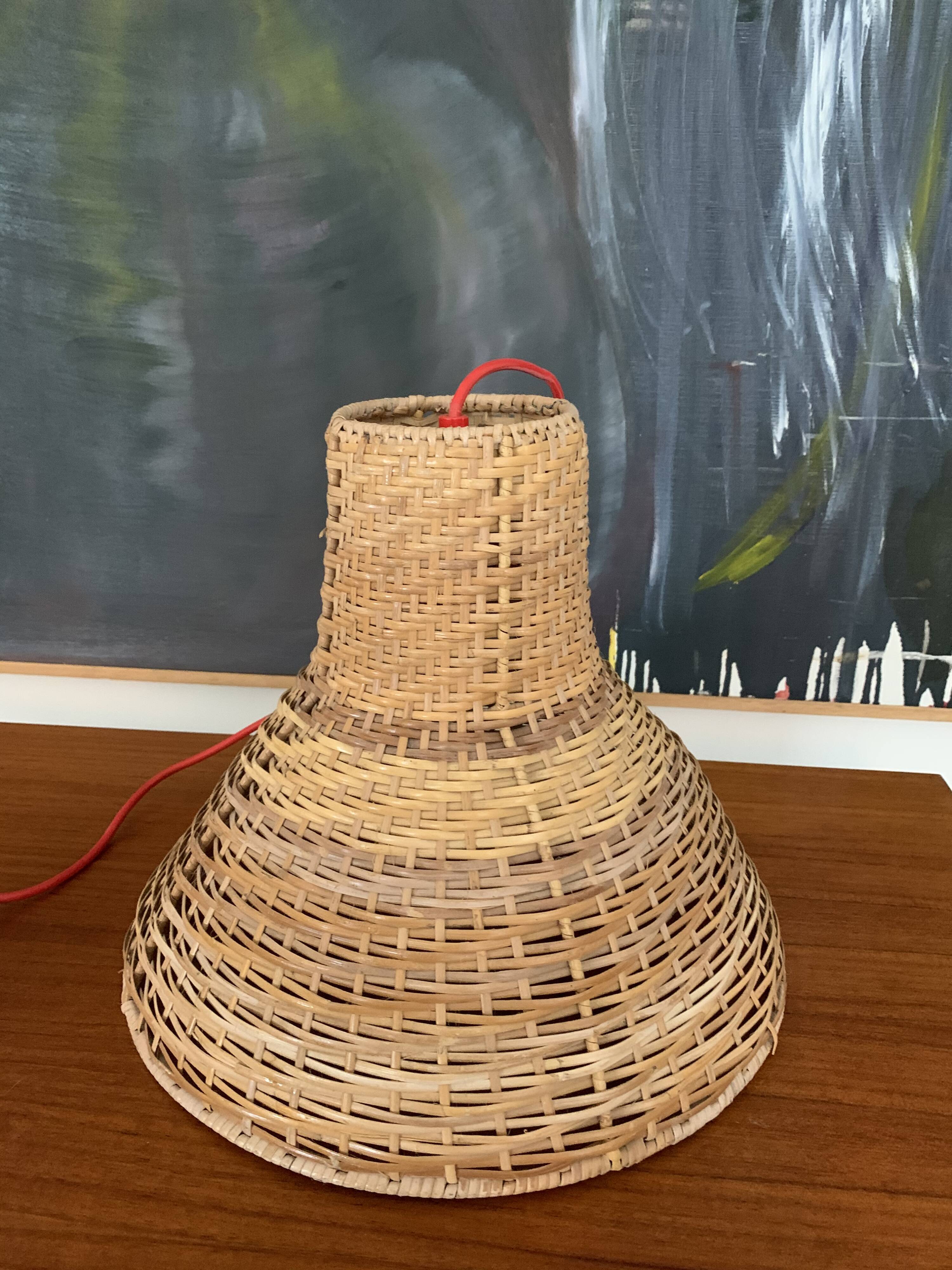 Vintage rattan hanging lamp