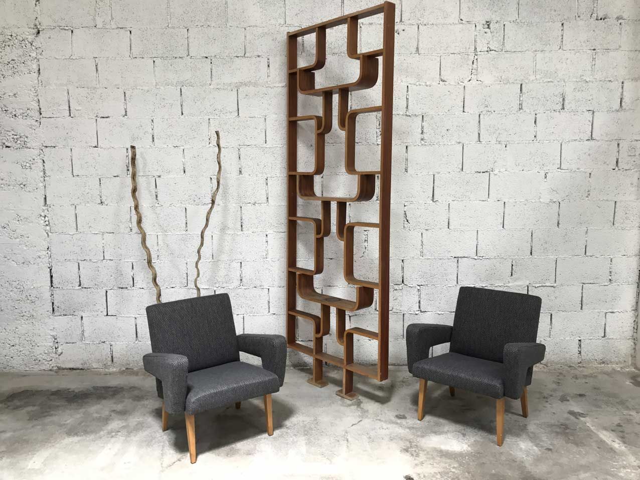 Claustra en bois lamellé courbé conçu par Ludvik Volak et Jindrich Halabala 1960