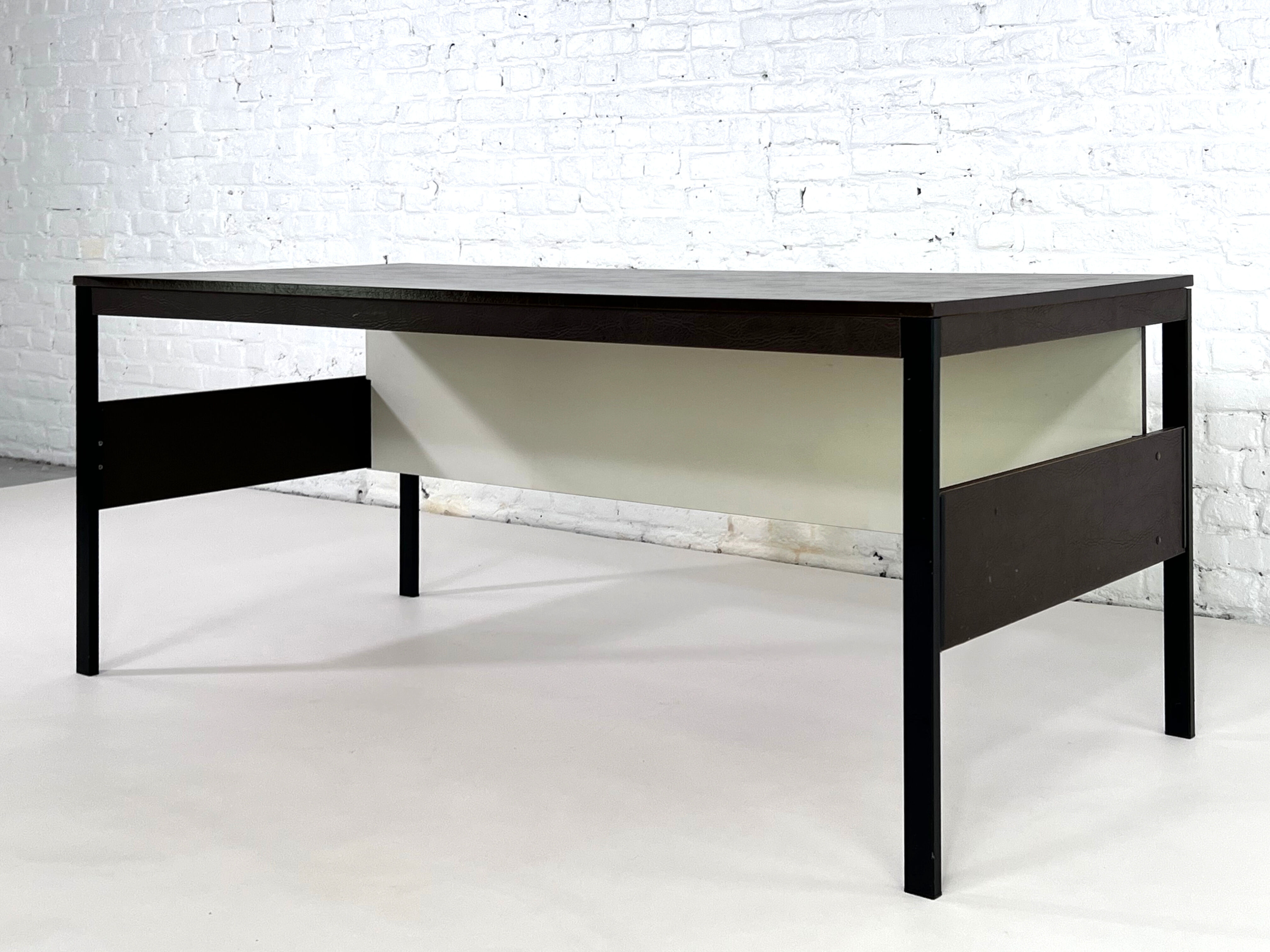 Office 60s by Pierre Guariche Model Direction for Meurop