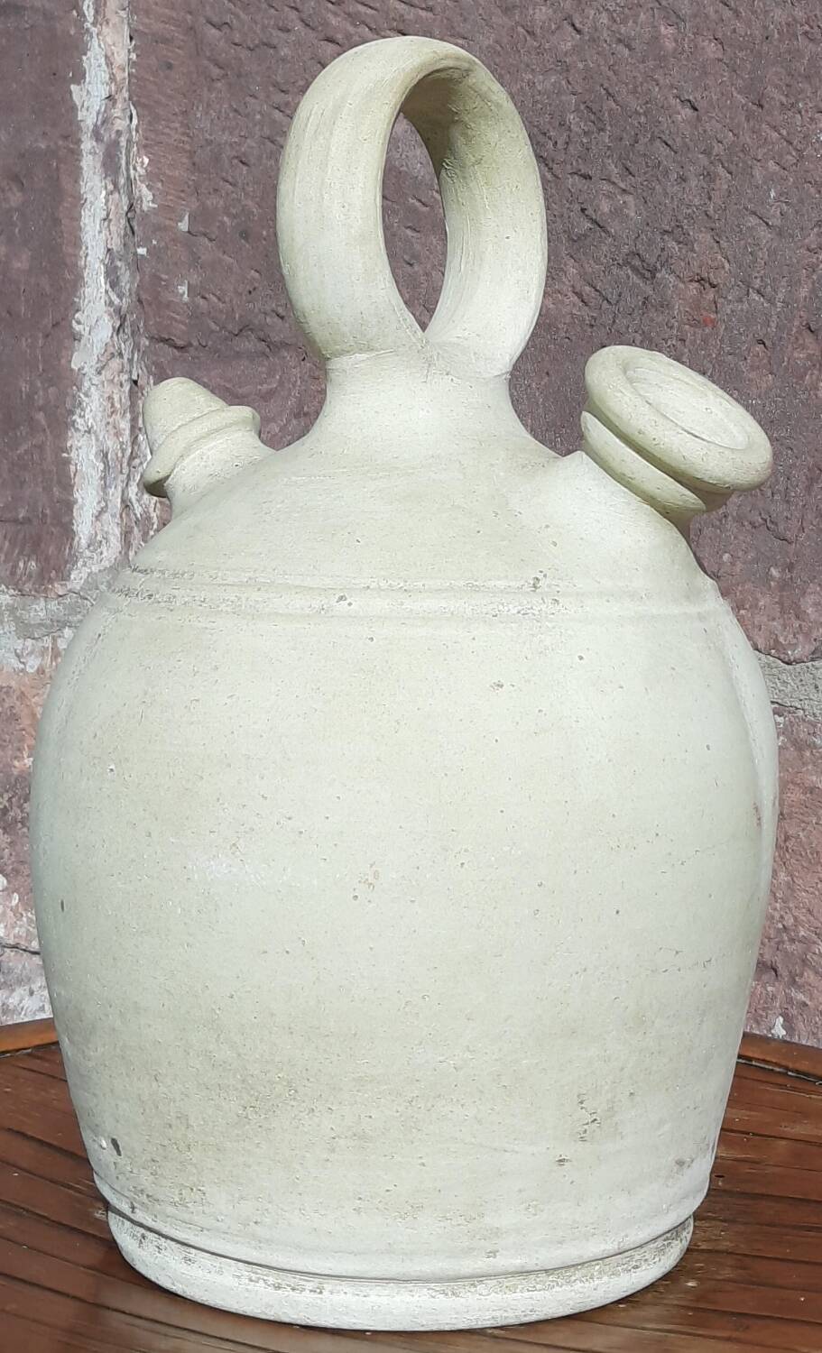 Gargoulette, cruche à eau ou "cantaro" en terre cuite. (Espagne)