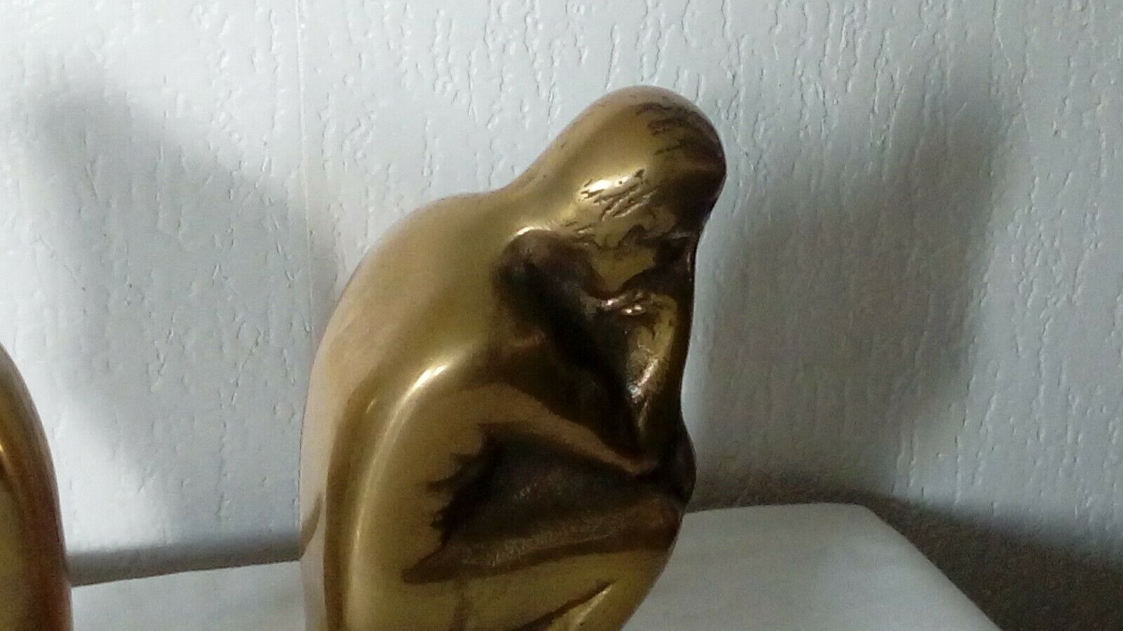 PAIR OF GREENHOUSE BOOKS IN LATON BRONZE EFFECT RODIN'S THINKER