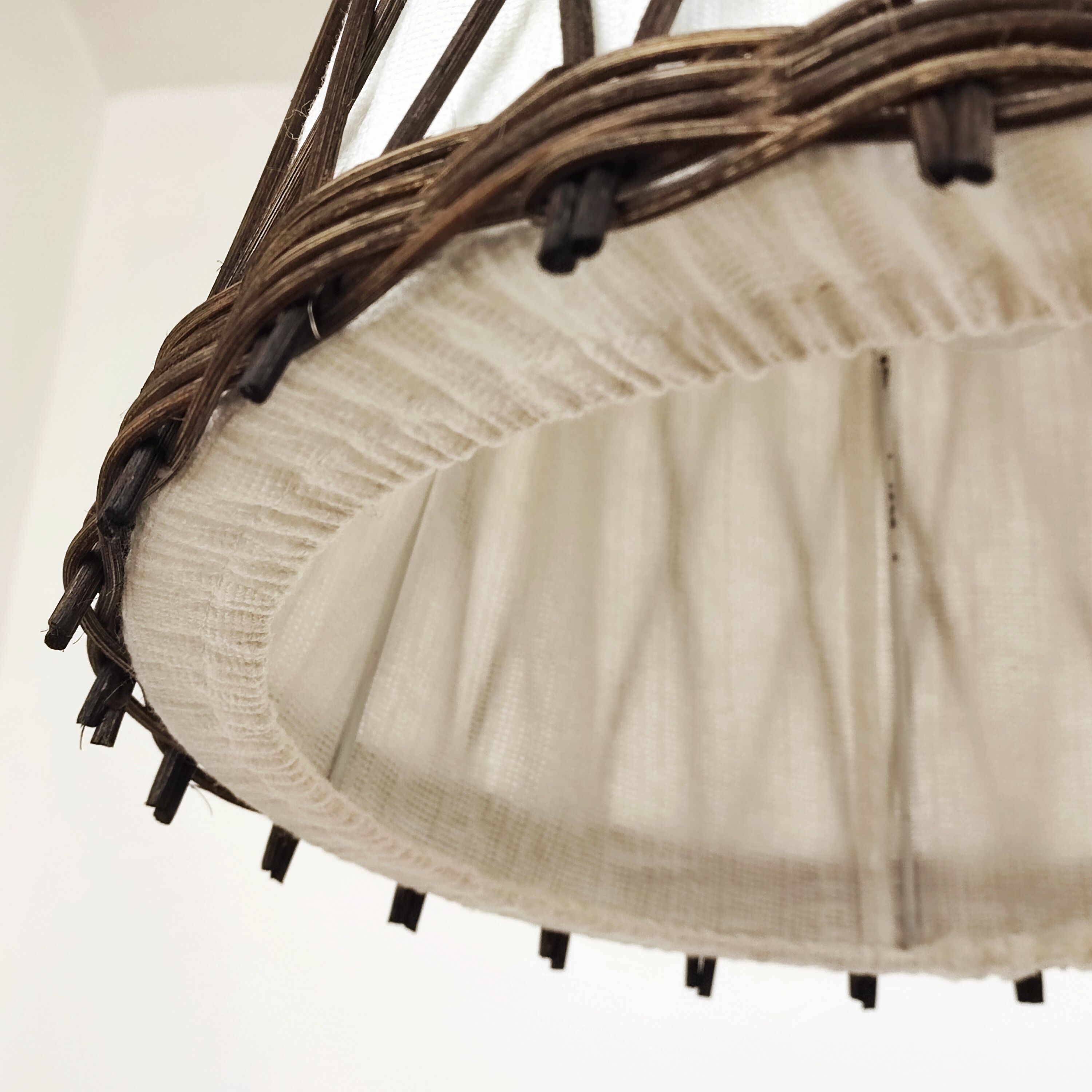 Rattan suspension