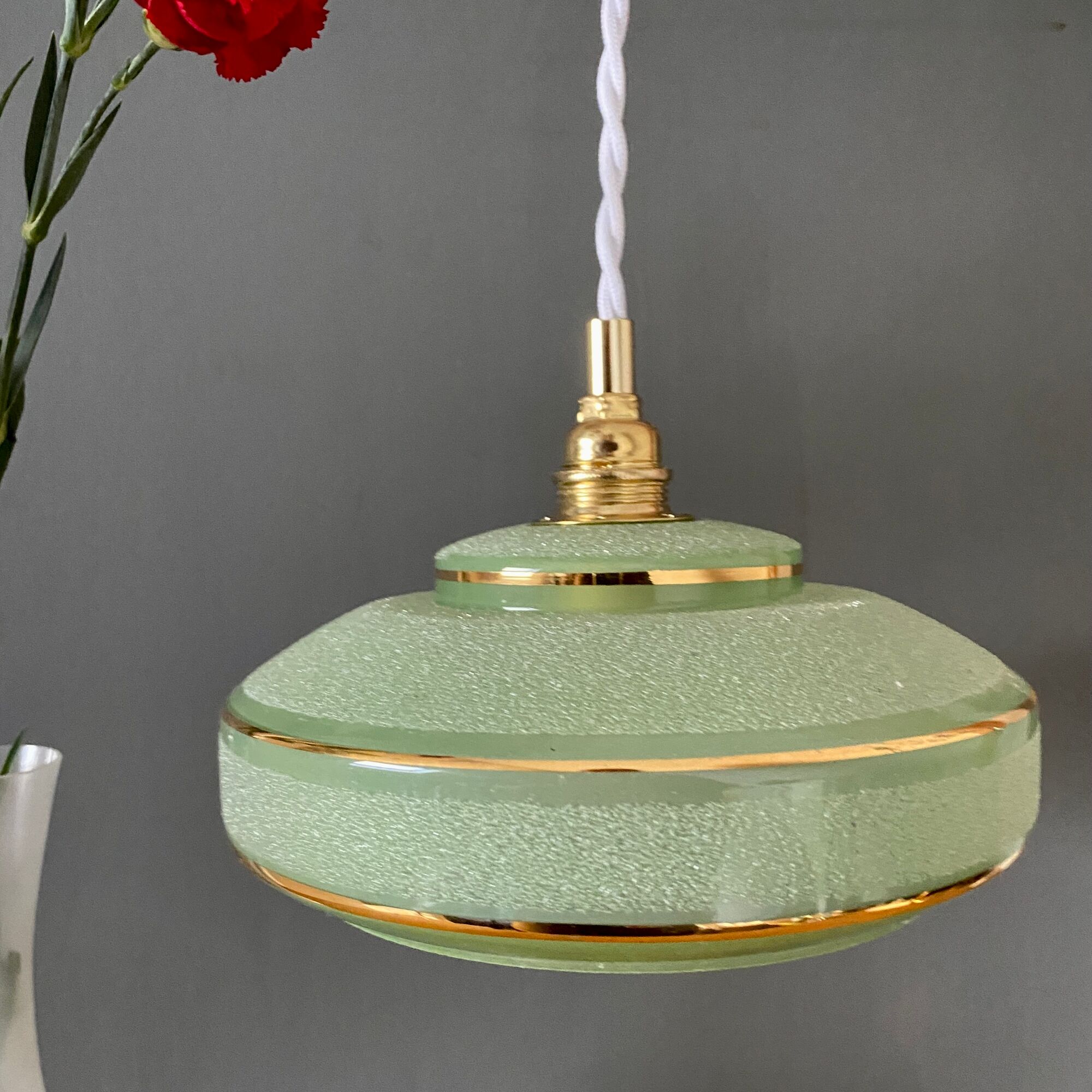 Vintage lampshade pendant lamp in green and gold granite glass