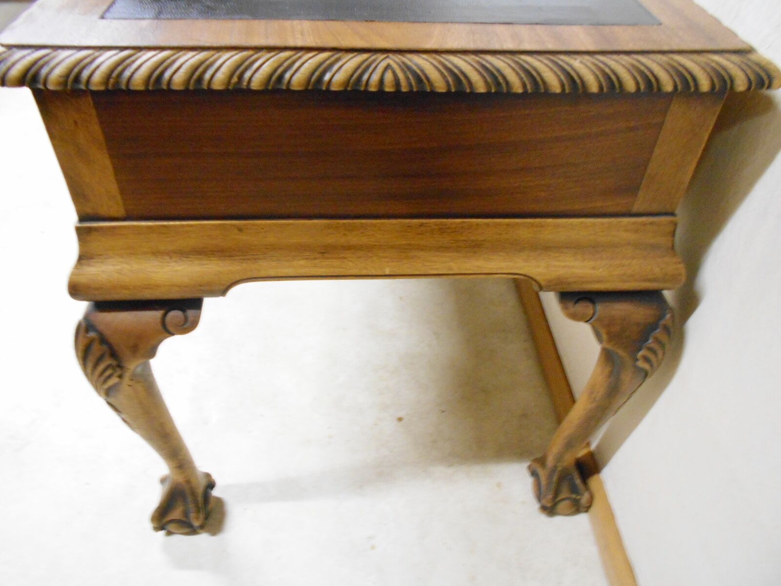 Chippendale-style english desk