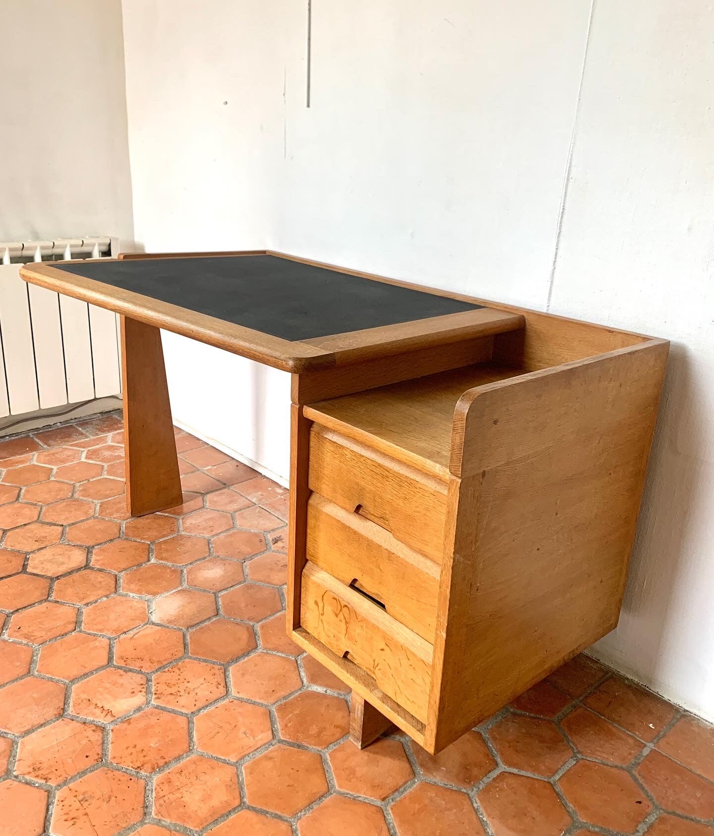 Solid oak desk Guillerme and Chambron 1960