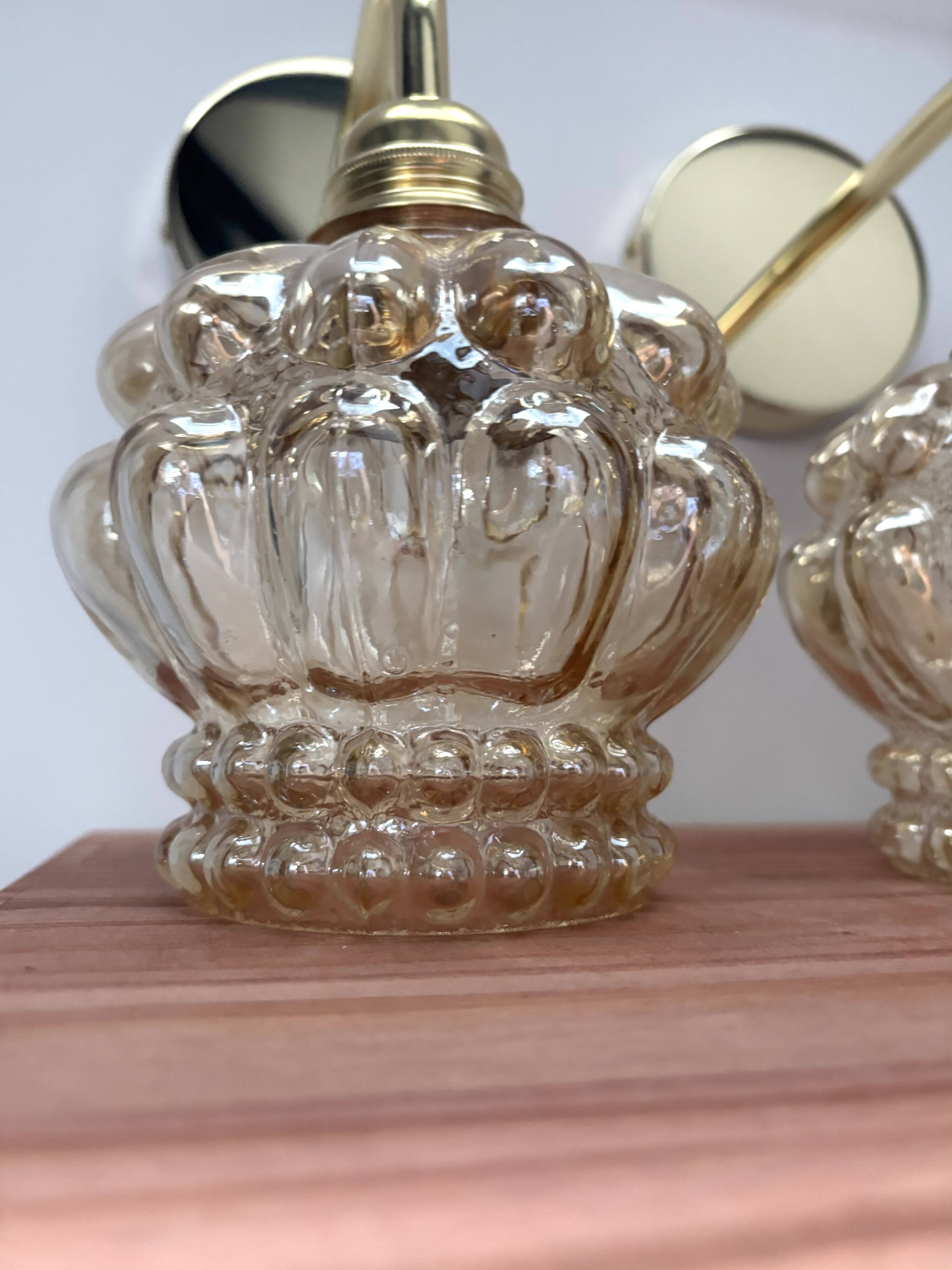 Set of 2 gold wall lights