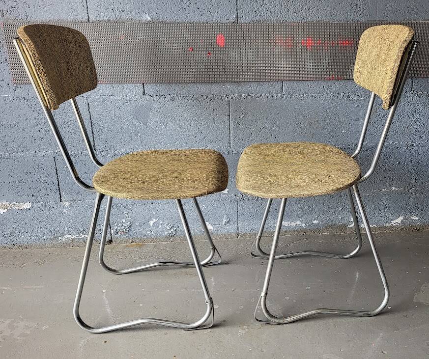 Lot de 2 chaises année 60