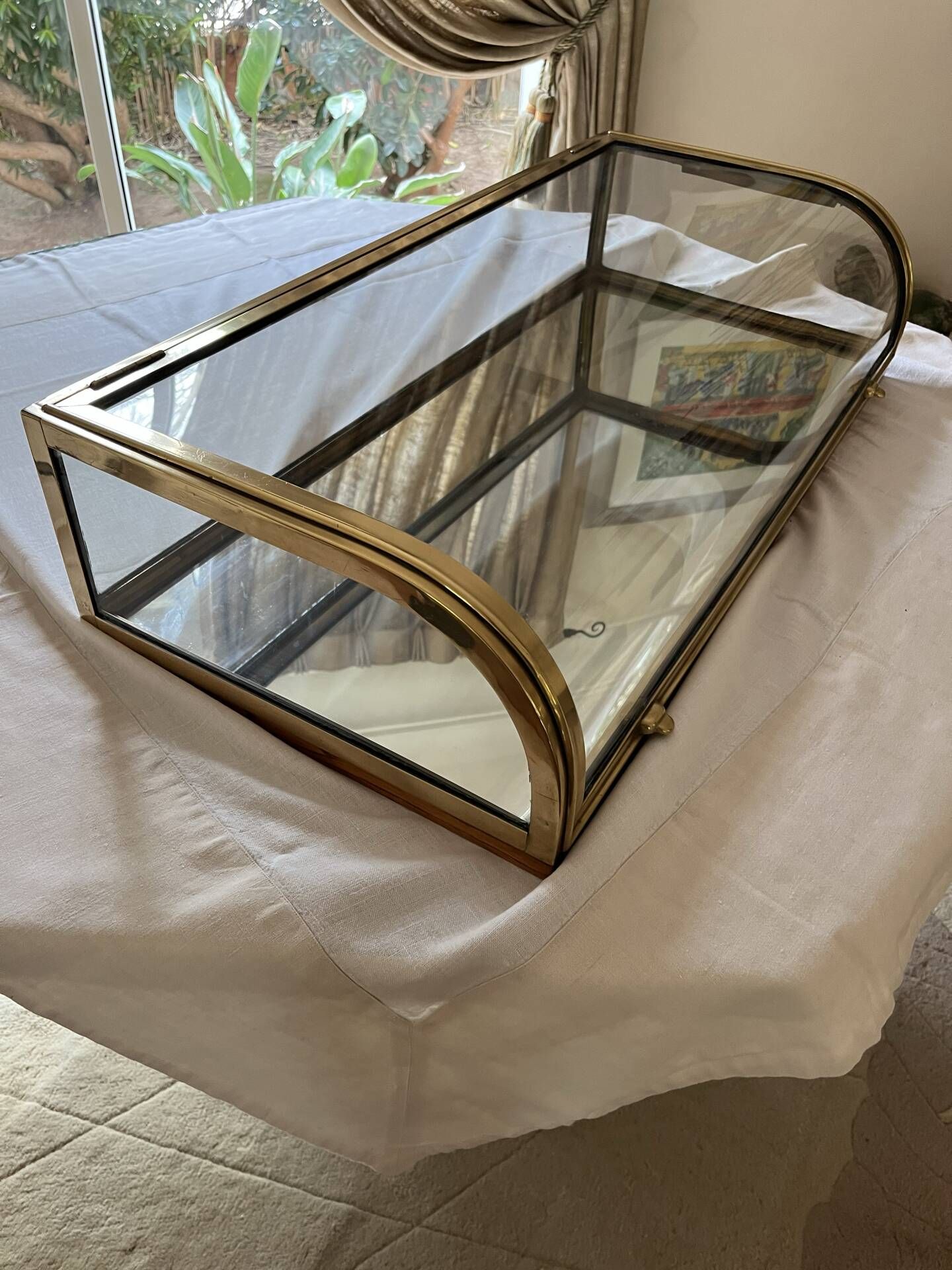 Vitrine bombé de confiseur