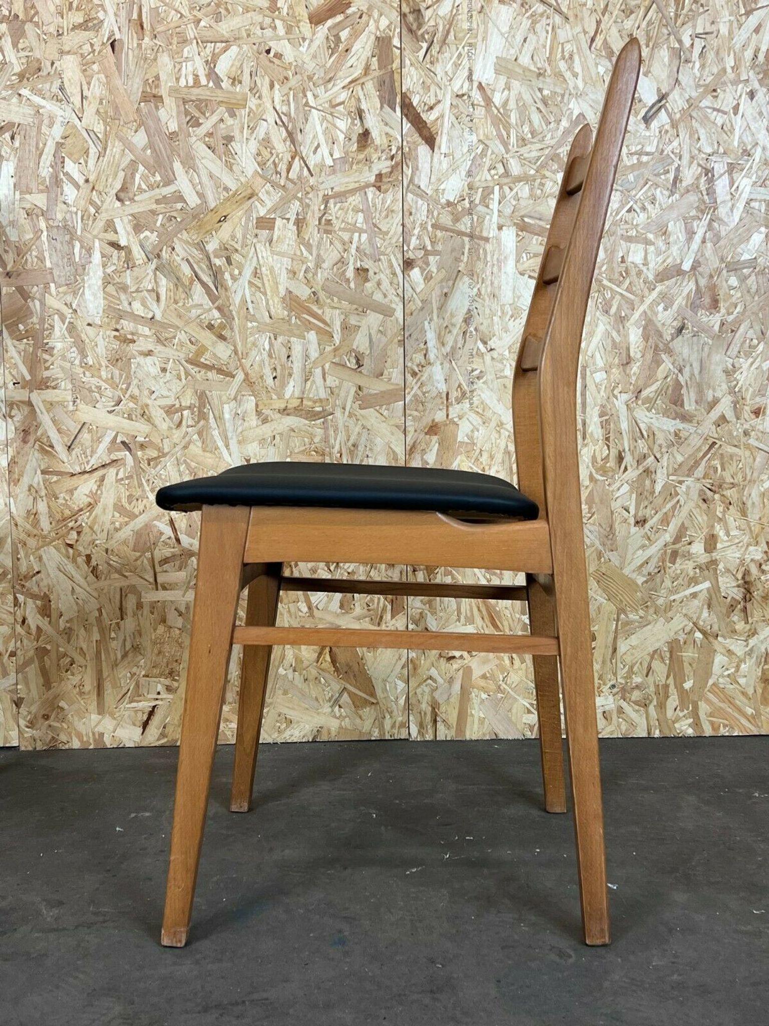 2 chairs