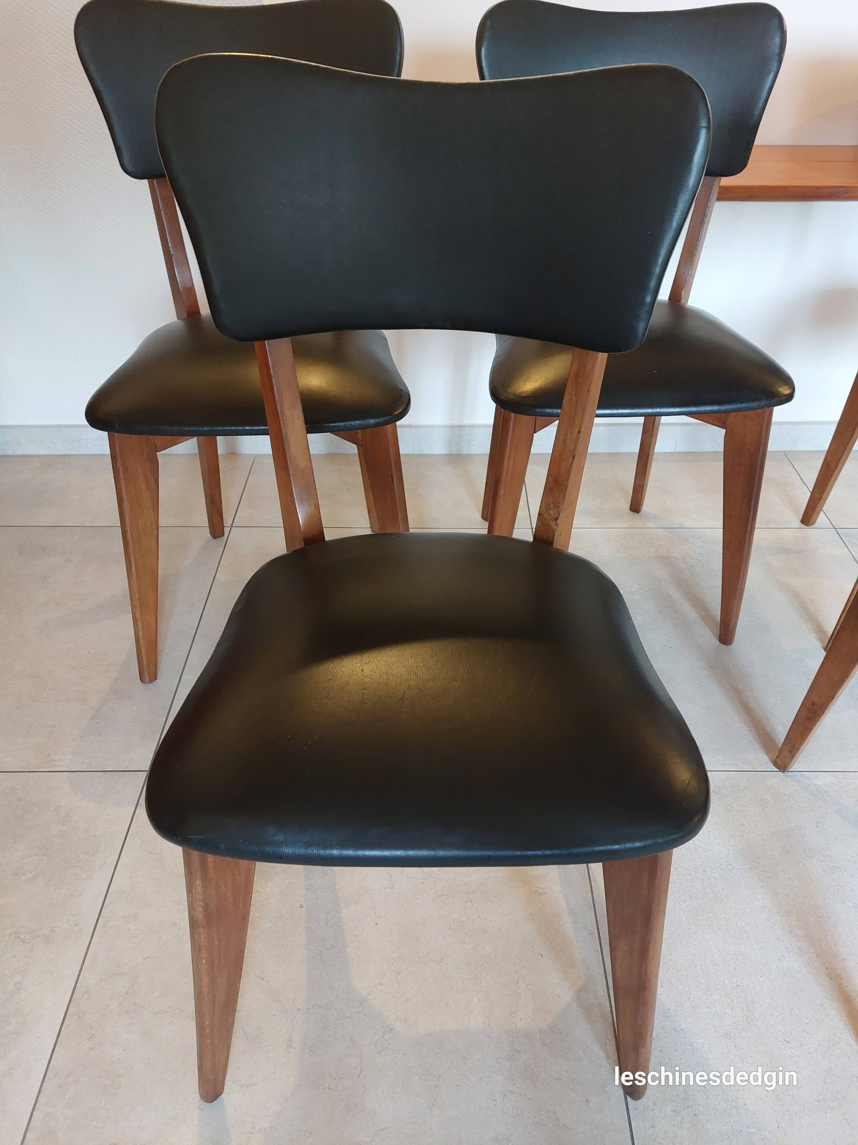 5 chairs in wood and black faux leather, Scandinavian style