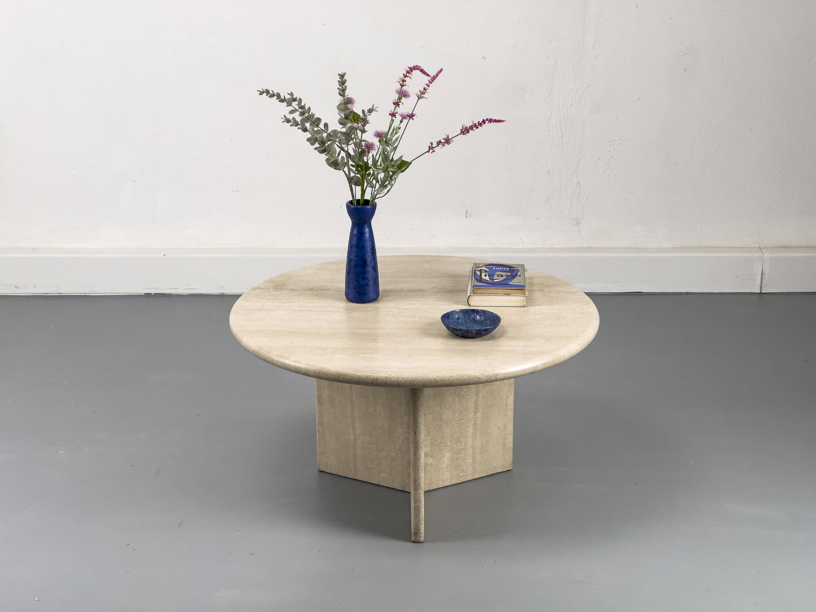 Table basse circulaire vintage en travertin, années 1970