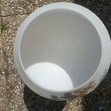 vase cornet opaline white