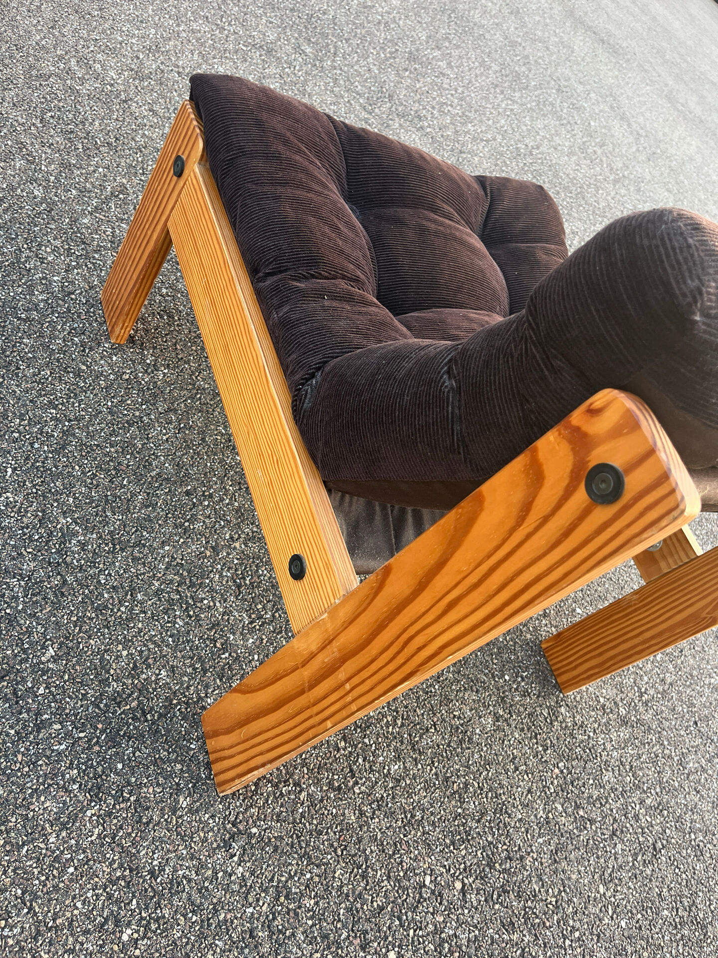Vintage velvet and pine armchair 1970