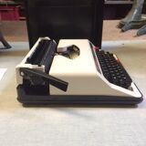 Mechanical typewriter Olympia splendid-made in Italy-years 70