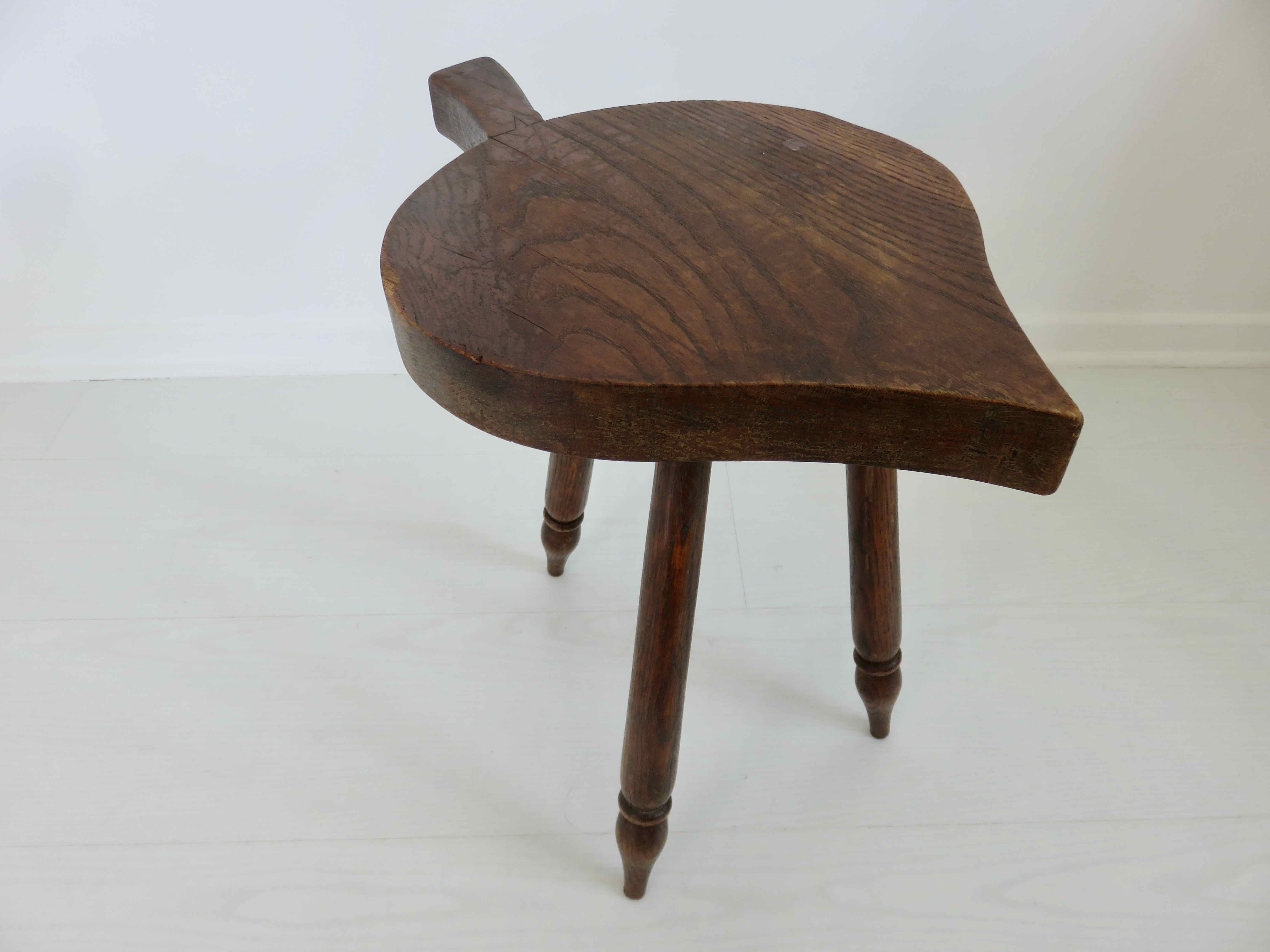 Wooden "ace" tripod stool from the 50s 60s