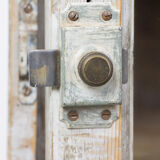 Vitrine wall cabinet