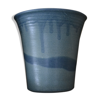 Artisanal vase in blue sandstone