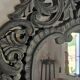 Miroir baroque en bois sculpté