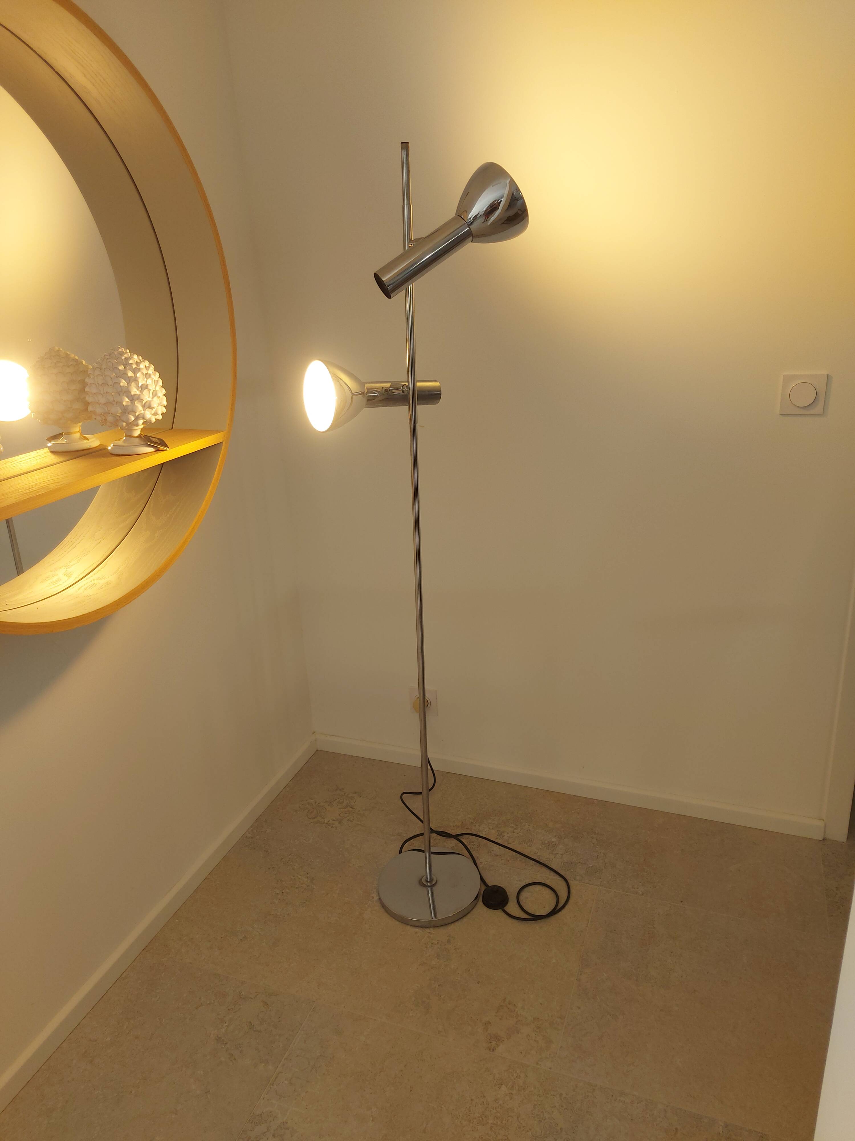 Vintage 70'S chrome floor lamp
