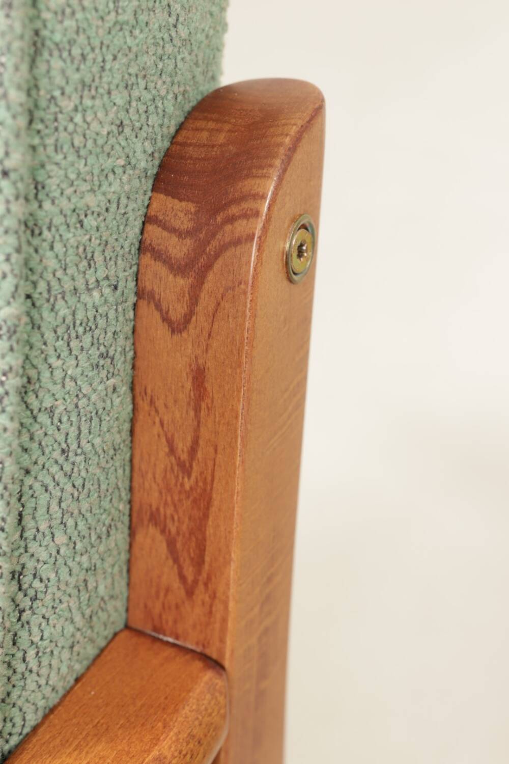 Pair de fauteuil le vert menthe l'année 1970