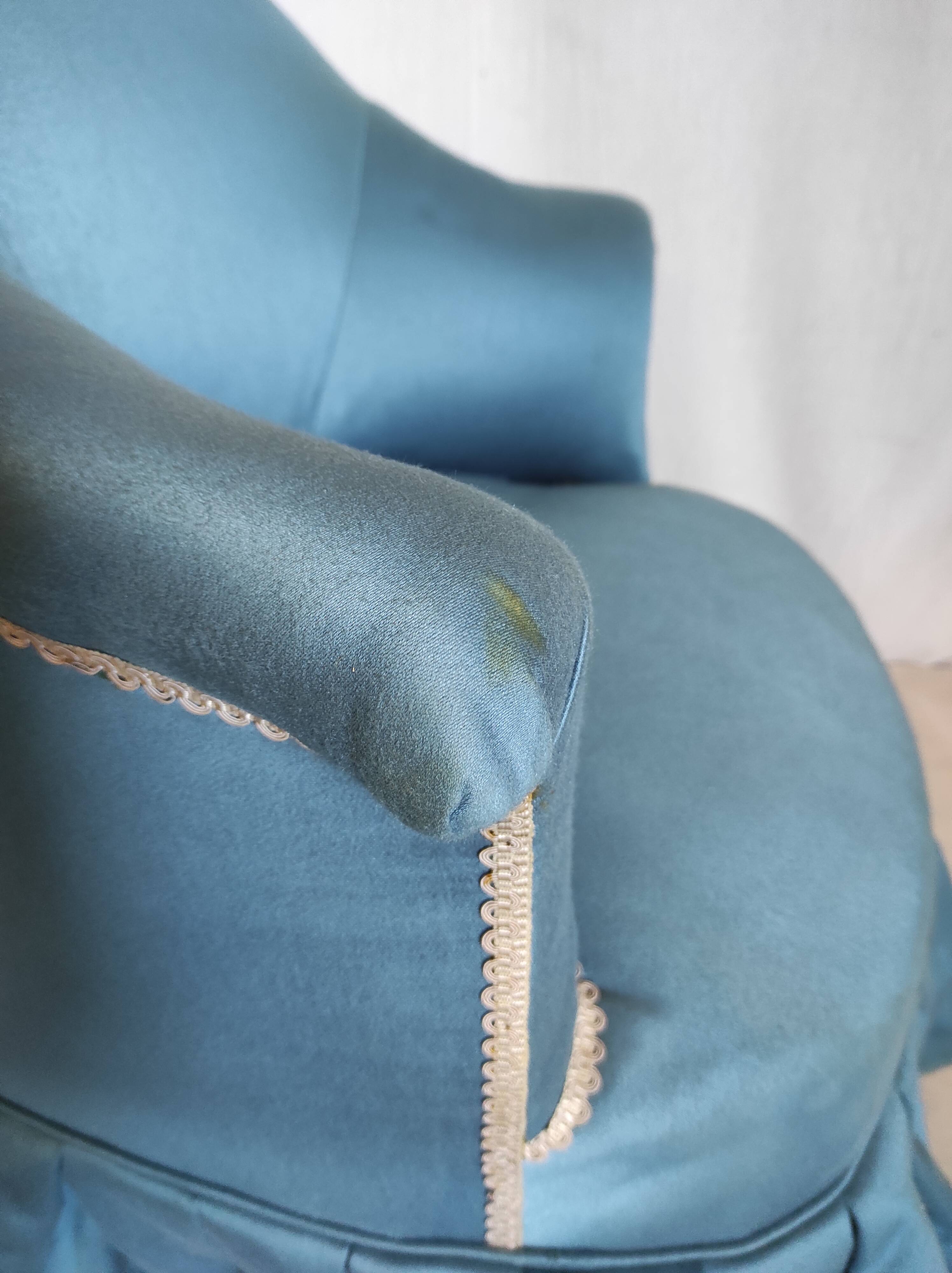 Napoleon III-style toad armchair