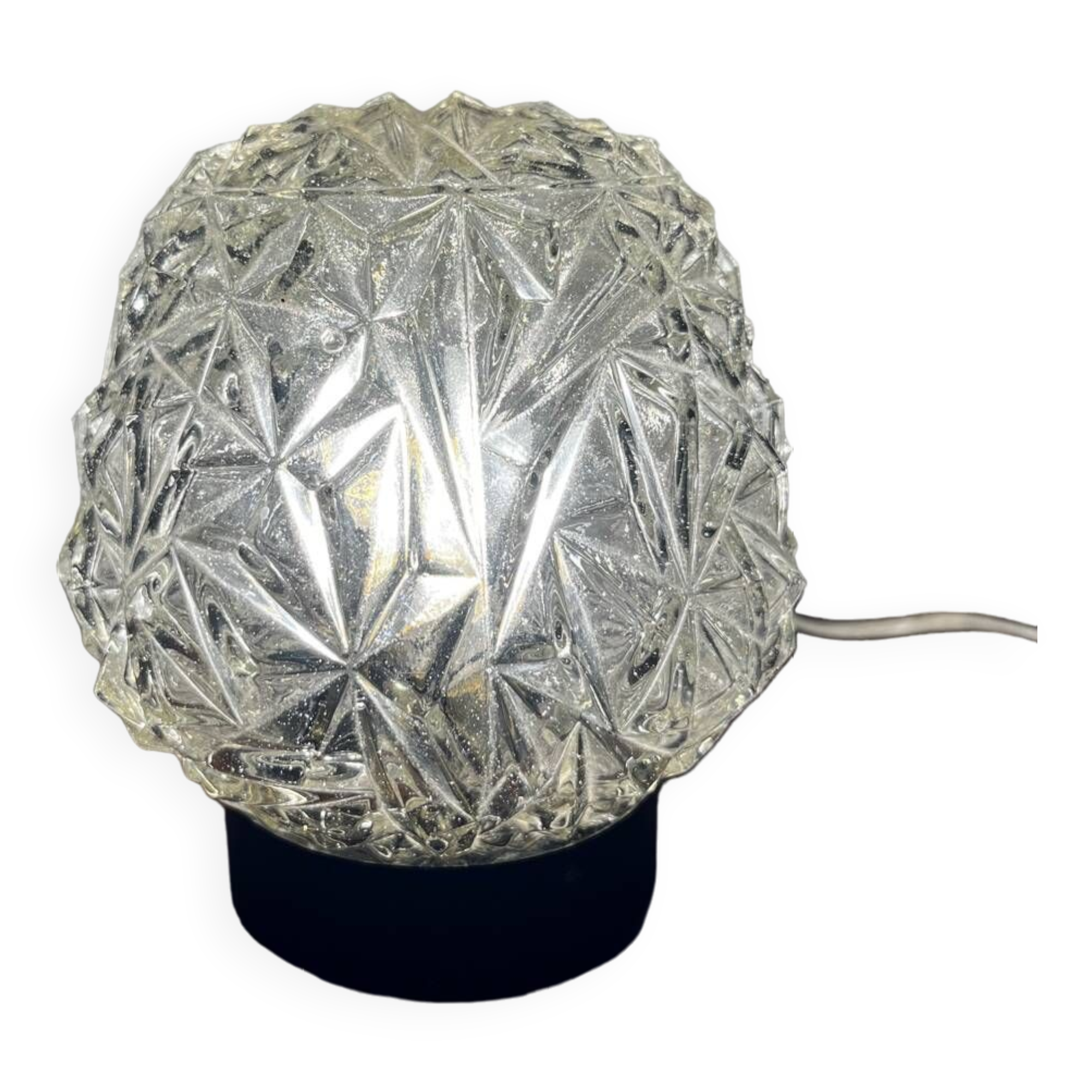 Chiseled glass pendant ceiling light