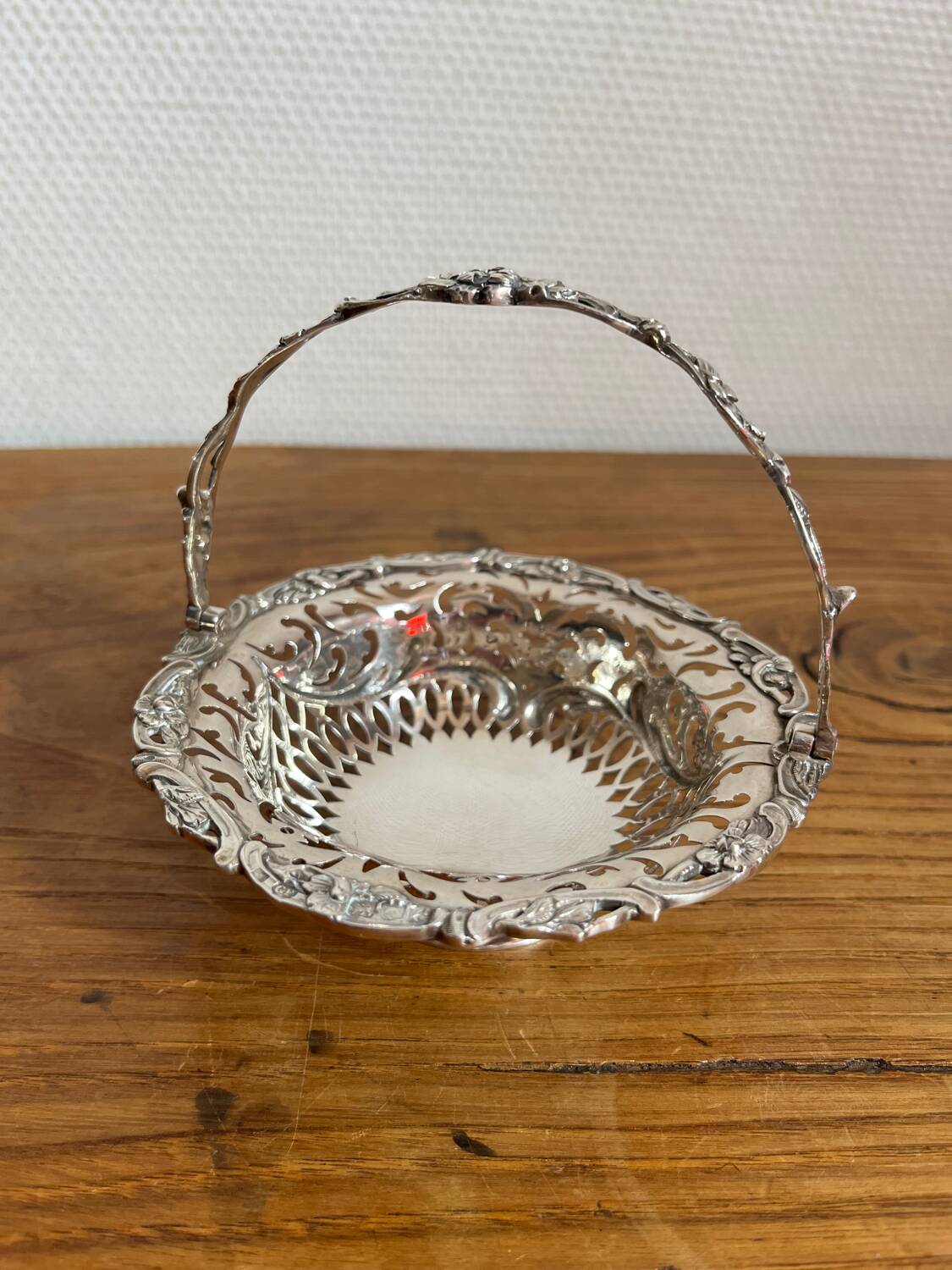 Basket with Mobile Handle In 925 Silver Hallmarked London 1898