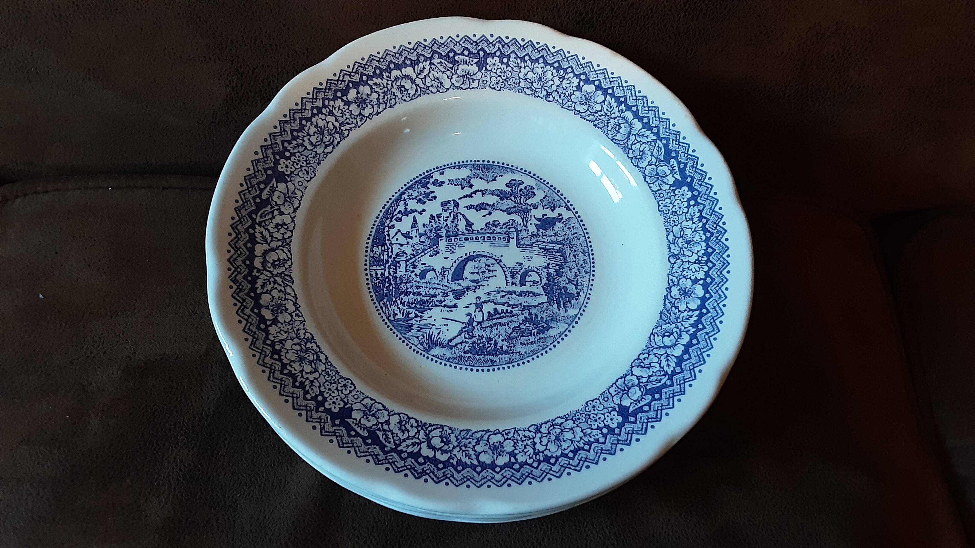 Set of 4 deep plates Ironstone