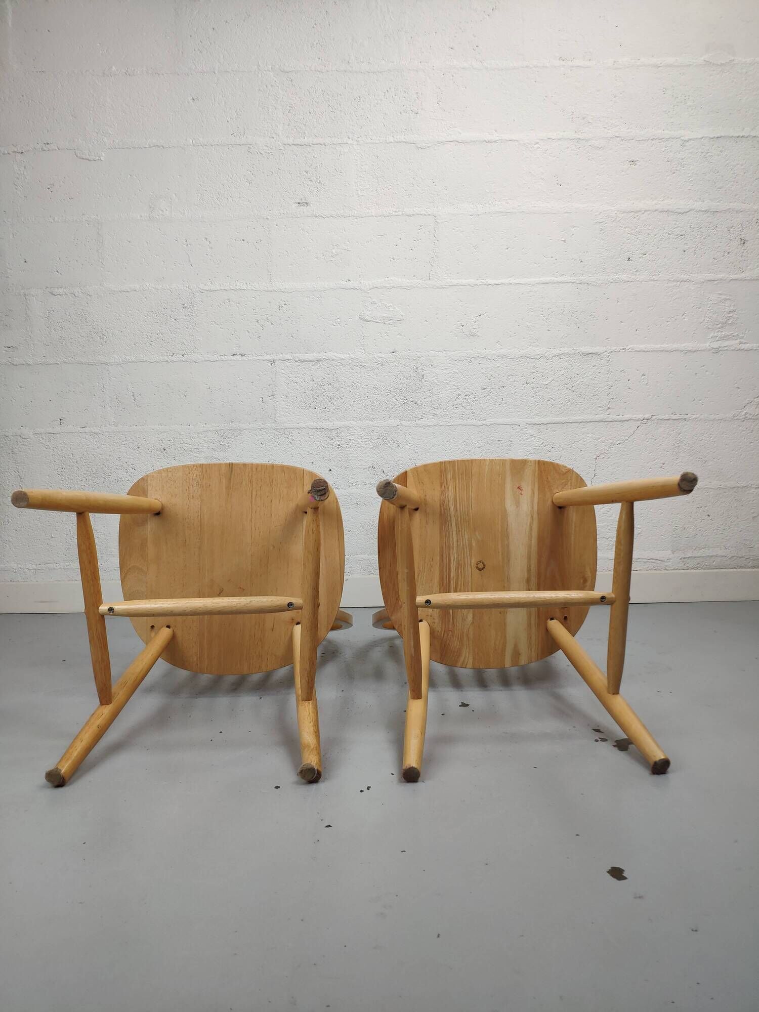 Paire de chaises en pin