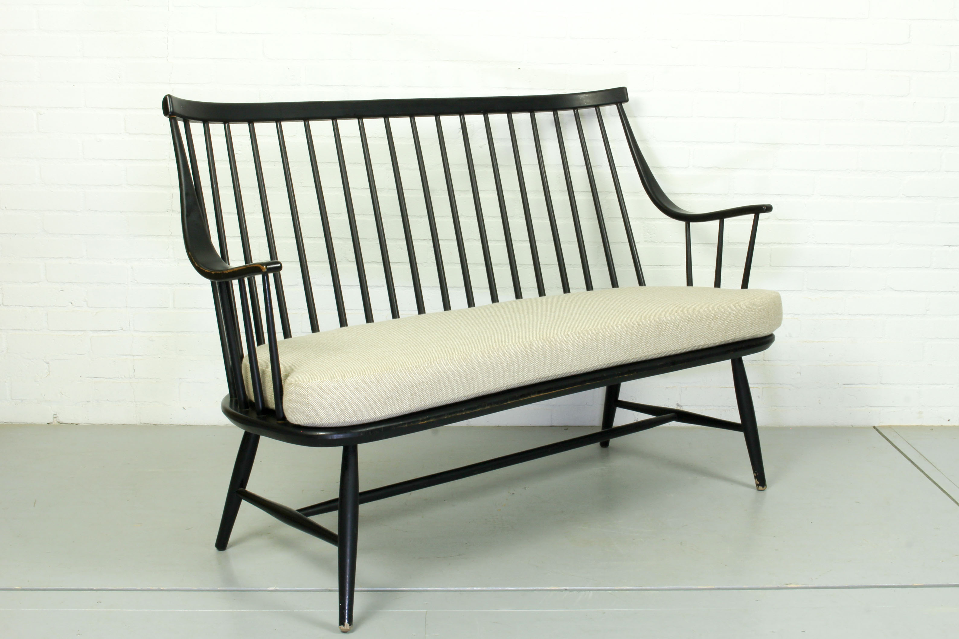 Model Grandessa armchairs and matching sofa by Lena Larsson for Pastoe & Nesto, 1959, Set of 3