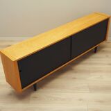 Buffet en frêne, design danois, années 1970, production : Skovby