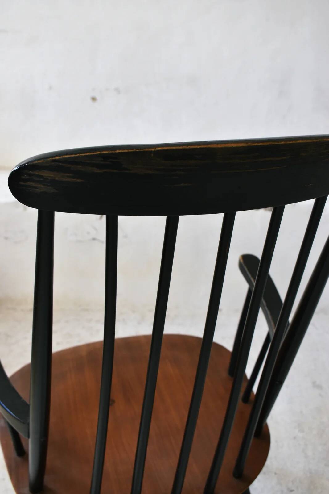 Rocking chair by Ilmari Tapiovaara for Asko, 1960s Finland.