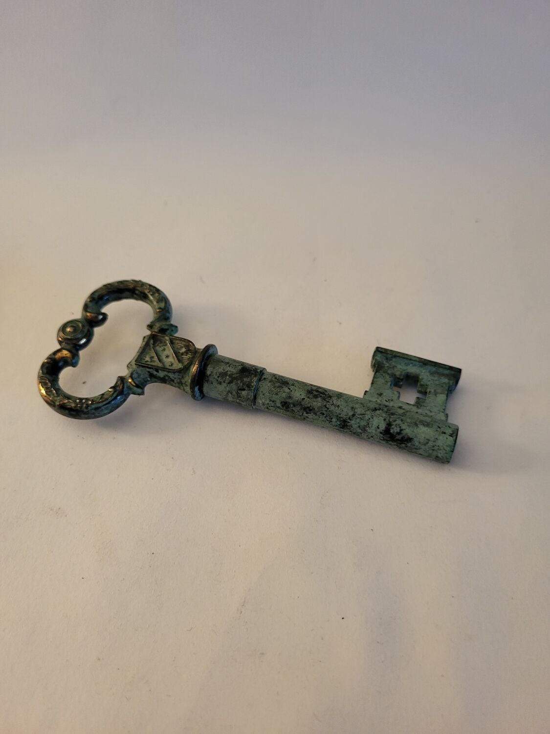 Key corkscrew