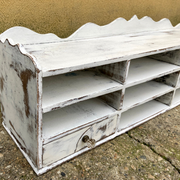 Shelves - office storage lockers - to install or hang