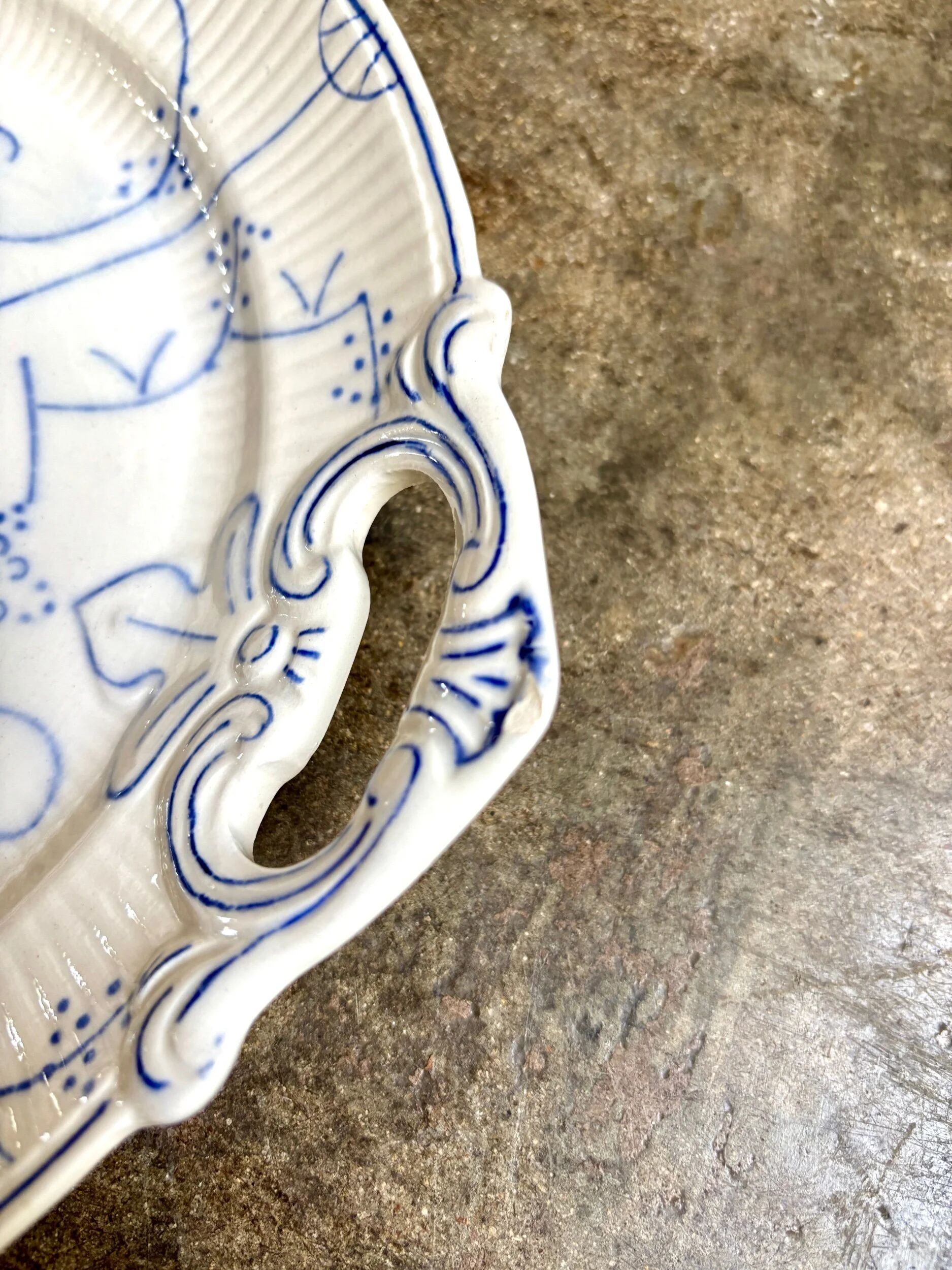 Round earthenware plate by Boch La Louvière in blue glazed earthenware, "Copenhagen" service - 1920s-30s.