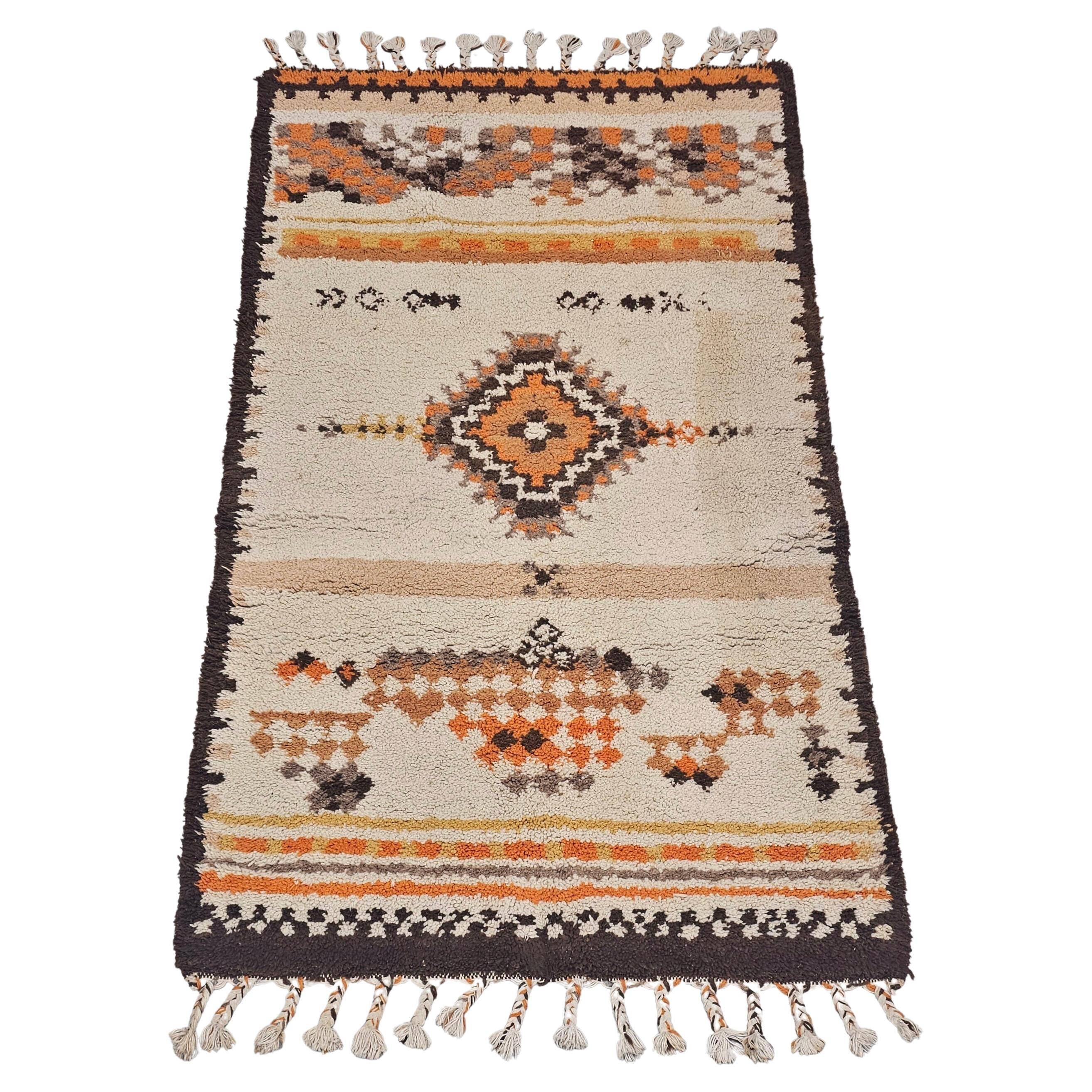 Barber Vintage Rug Hand-Knotted Very Thick Morocco 1970s