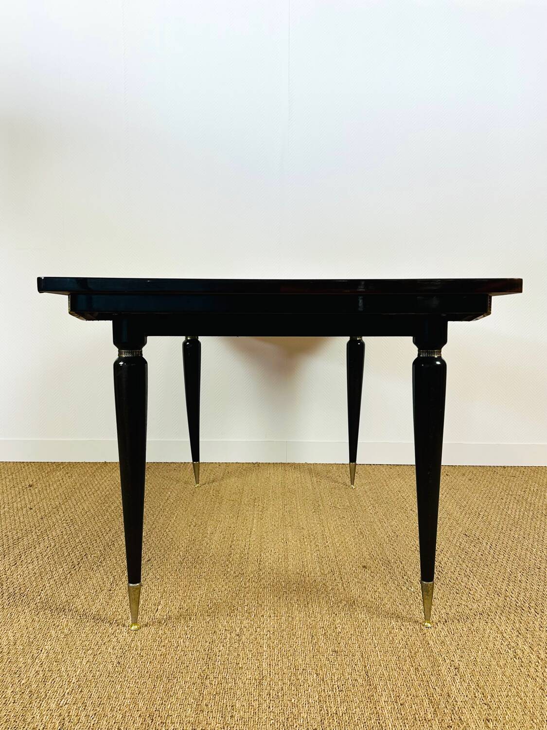 Table à manger Art déco en ébène de macassar, 1940