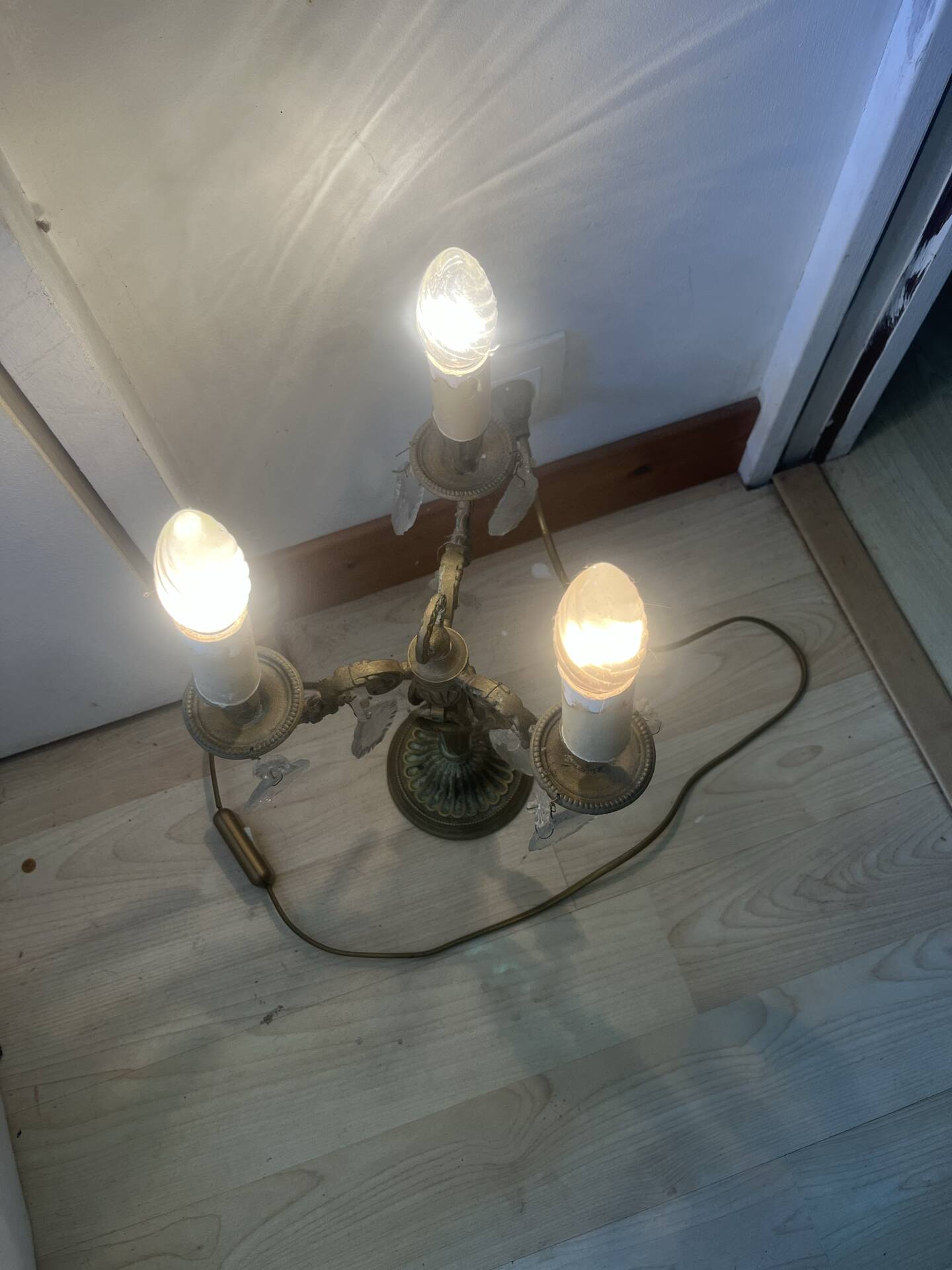 Bronze three-light girandole table lamp