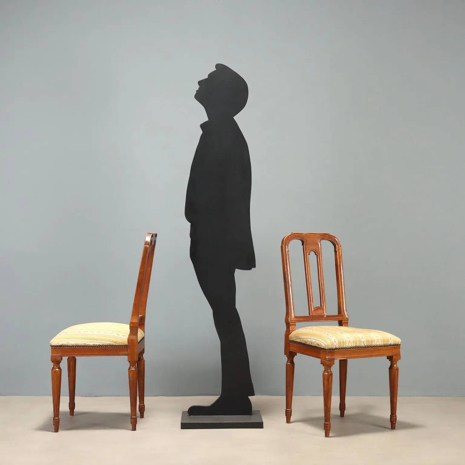 Walnut chairs - Italy 19th century
