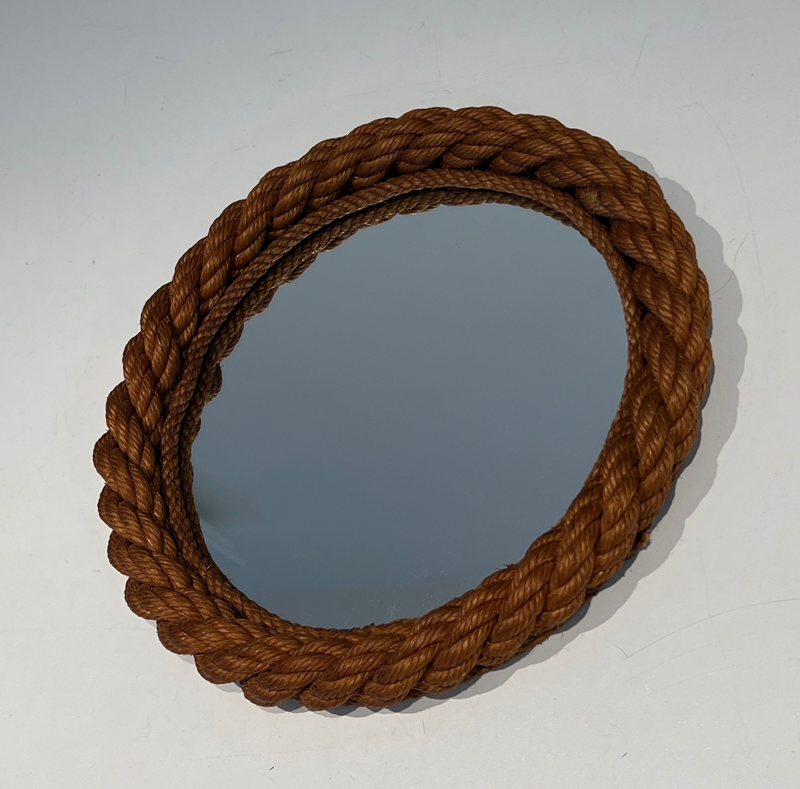 Round mirror in Audoux Minet rope.