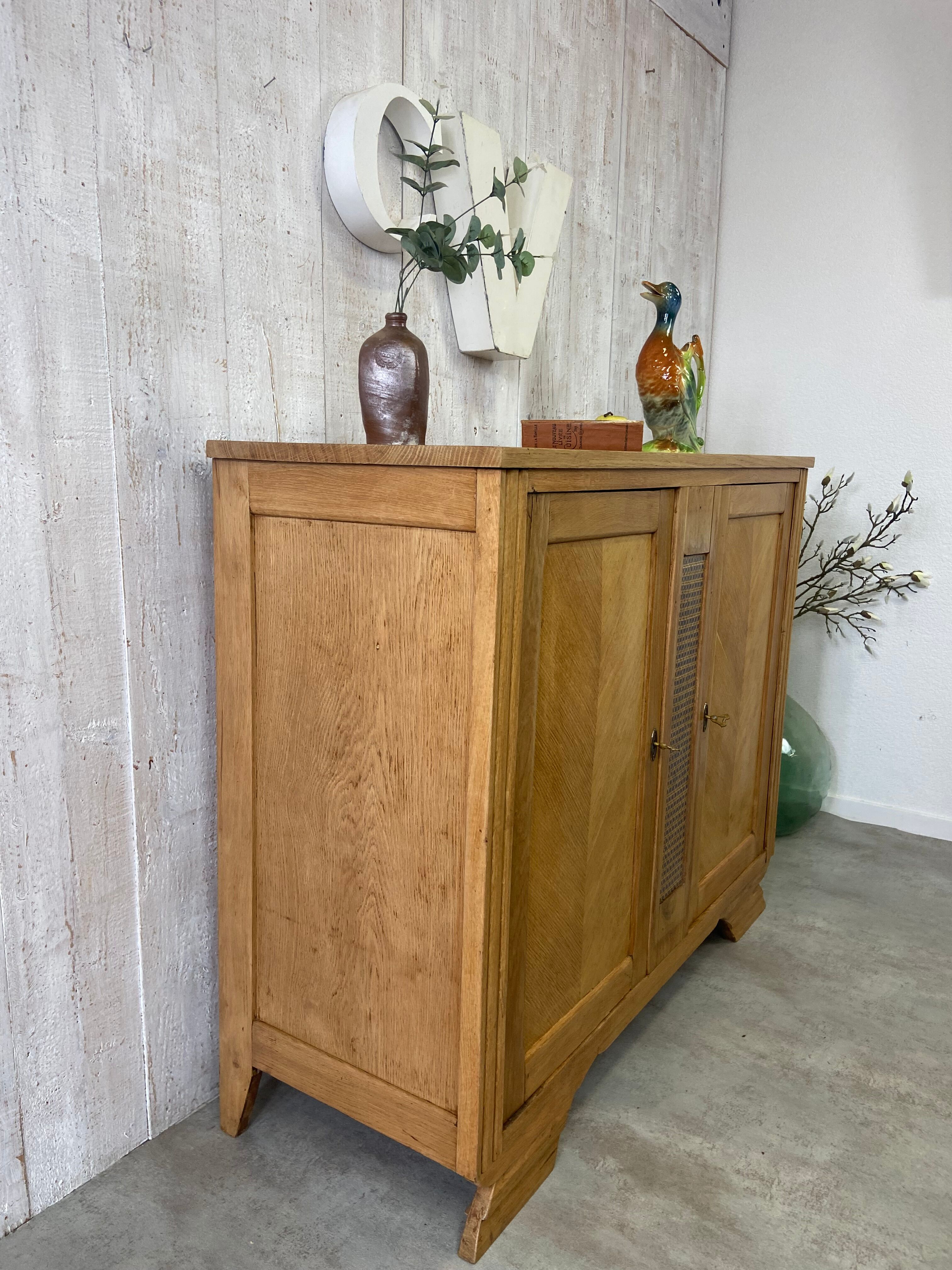 Vintage buffet
