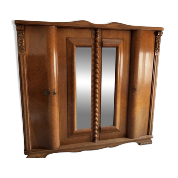 Armoire en chêne massif (1930–1950)