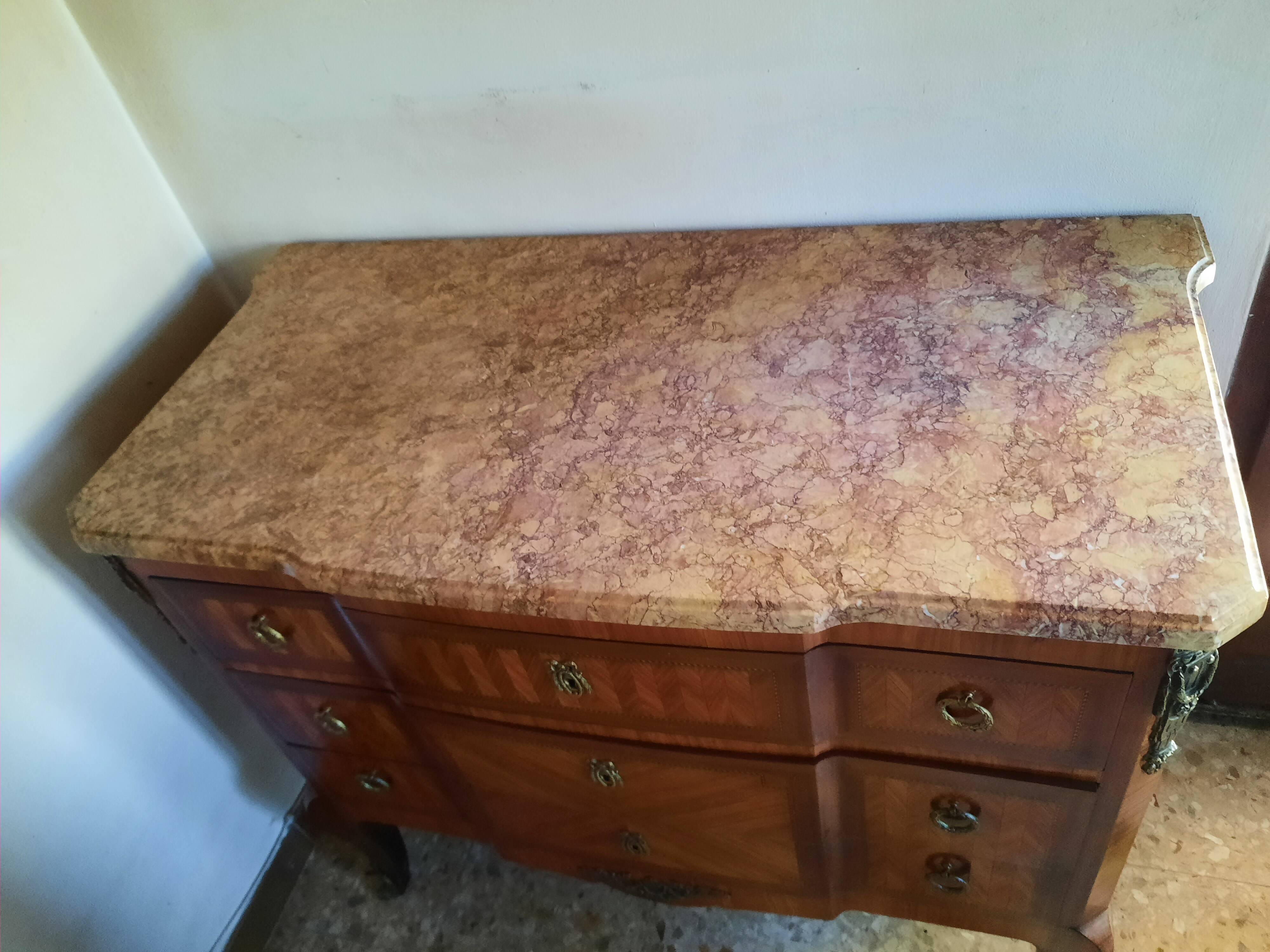 Louis XV-Louis XVI Transition style marquetry chest of drawers