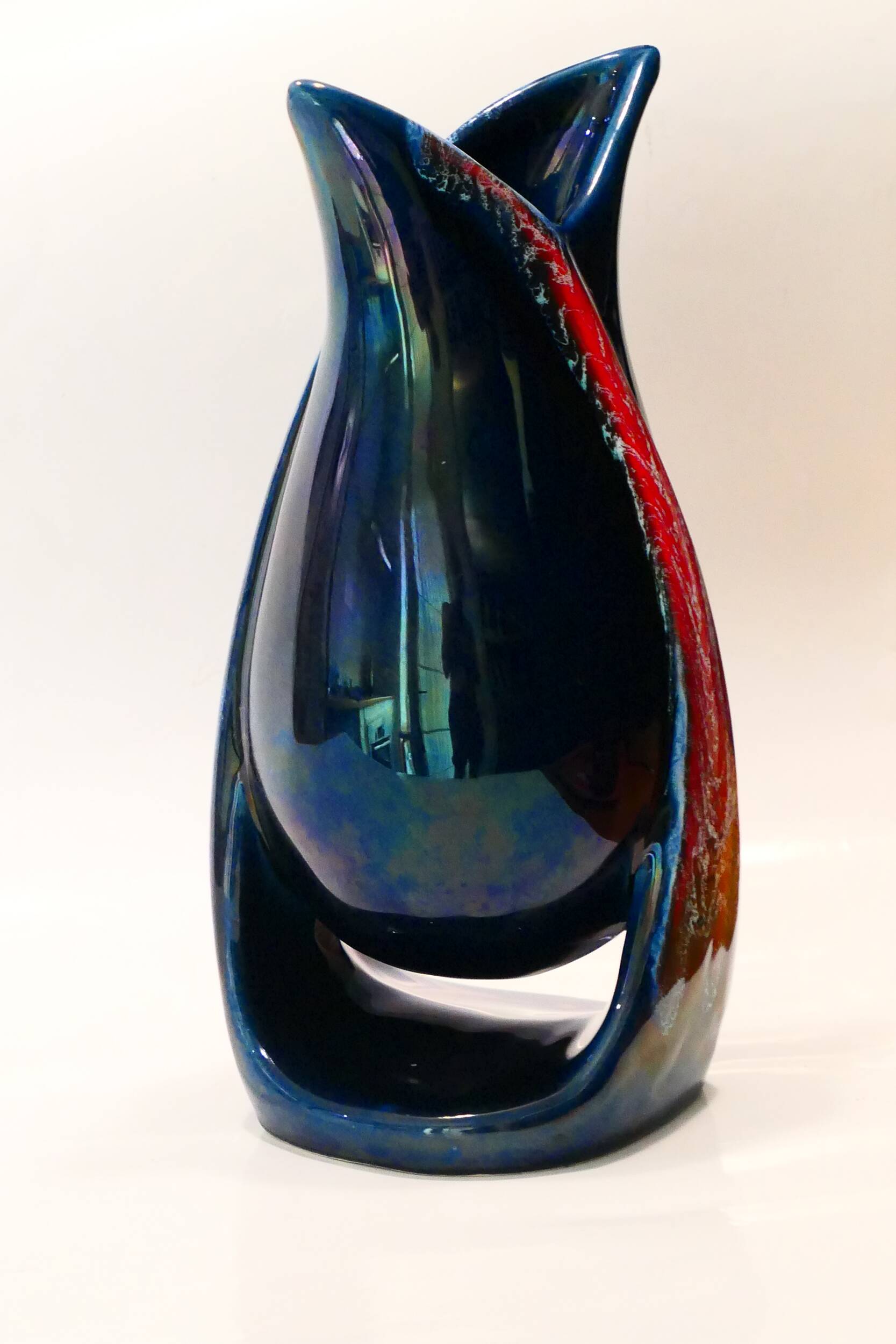 Vase Vallauris forme libre moderniste 1950-60 Bleu rouge