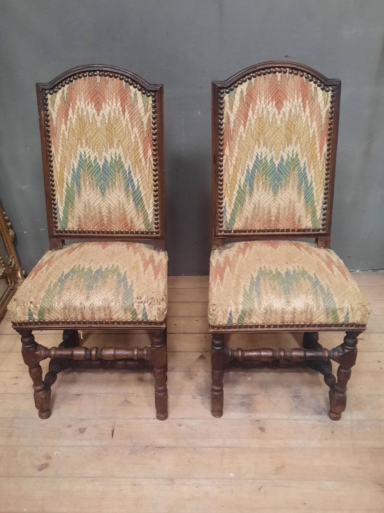 Paire de chaises d'époque Louis XIII