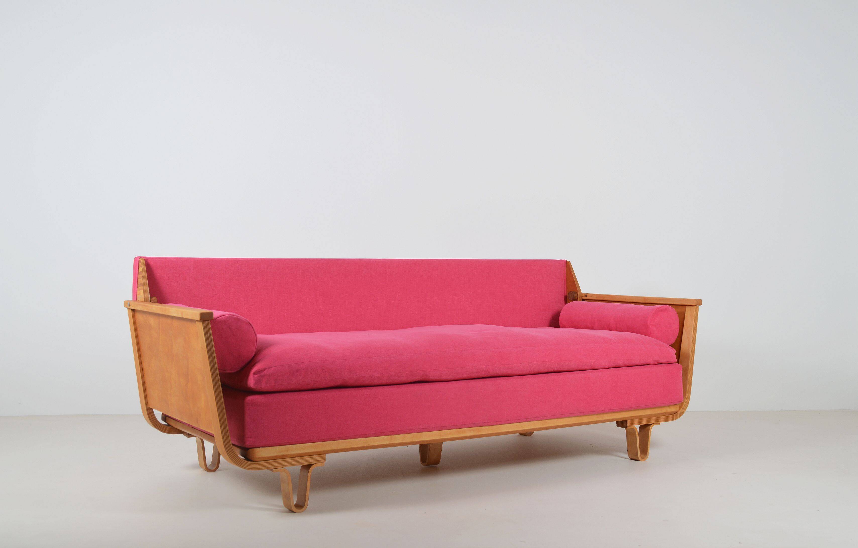 Daybed MB01 designed by Cees Braakman for Pastoe, 1950s