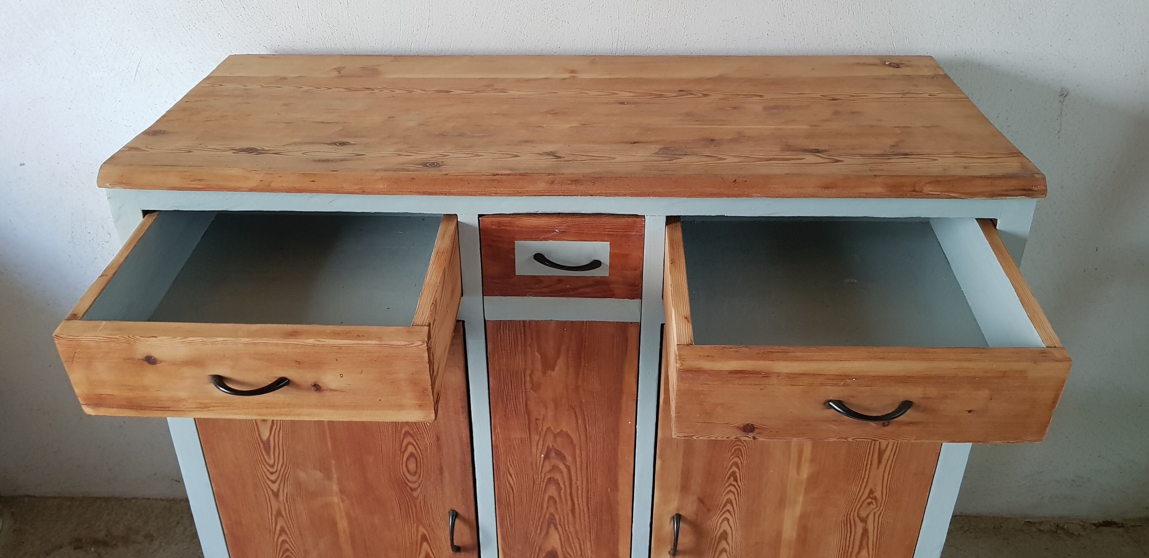 Vintage buffet